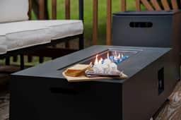 7min to NRG | Sauna | Hottub | Firepit | Huge Deck - Holiday Home