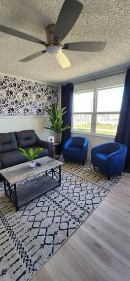 1BR Duplex w/ Smart TVs, Games & Comfort