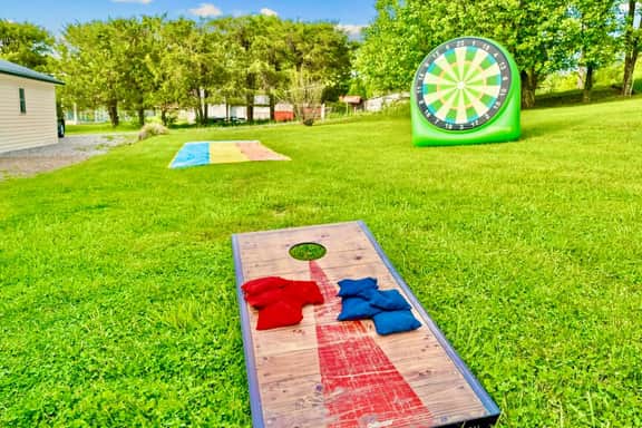 5 min. NRG | 3 min. Endless Wall Trail | Hot Tub - Holiday Home