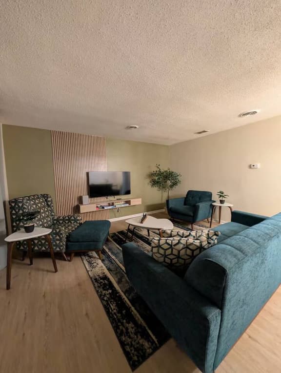 Convenient 2BR | Fast Wi-Fi + Full Kitchen